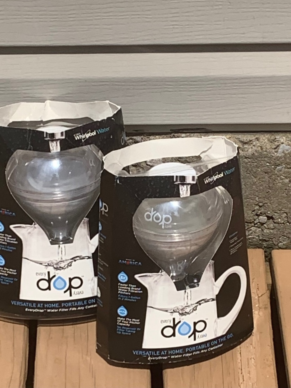 EveryDrop by Whirlpool Water DWWL2SM1 Portable Water Filter with 1 Replacement F